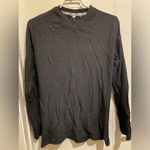 Men's Black V-Neck Shirt pusch